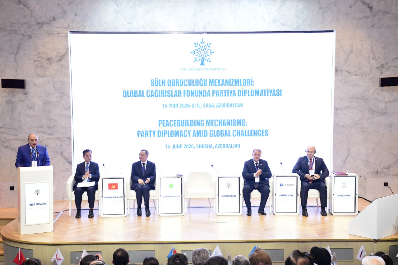 Şuşada beynəlxalq konfrans keçirildi - FOTOLAR
