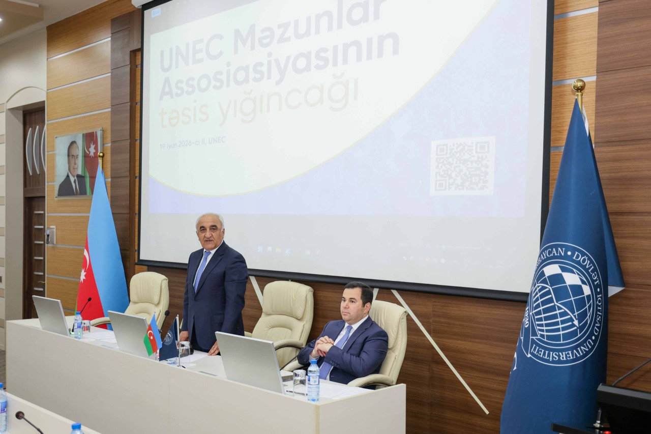 UNEC-də “Məzun platforması”nın təqdimatı oldu - FOTOLAR