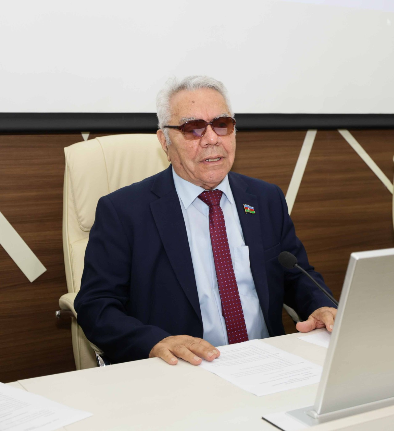 UNEC-də “Məzun platforması”nın təqdimatı oldu - FOTOLAR