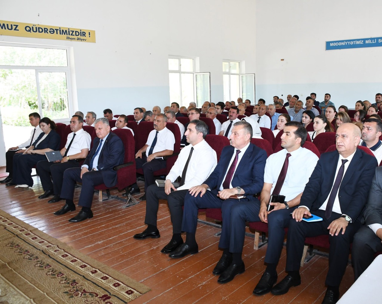 Vaqif Həsənov Qasımbəylidə səyyar qəbul keçirdi - FOTOLAR