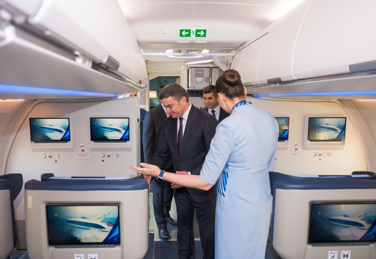 AZAL təyyarə parkına ilk yeni nəsil “Airbus A321neo”nu əlavə etdi - FOTOLAR