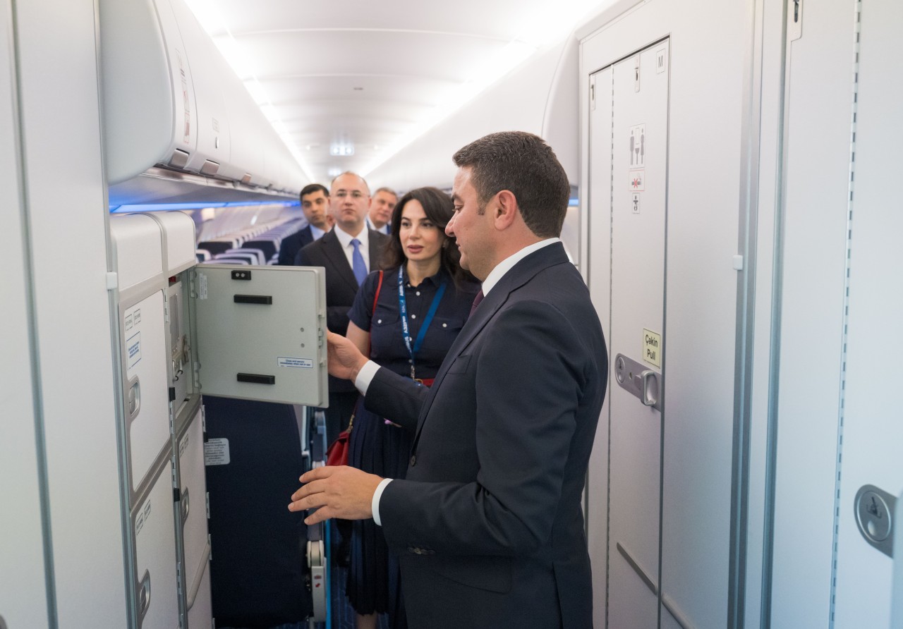 AZAL təyyarə parkına ilk yeni nəsil “Airbus A321neo”nu əlavə etdi - FOTOLAR