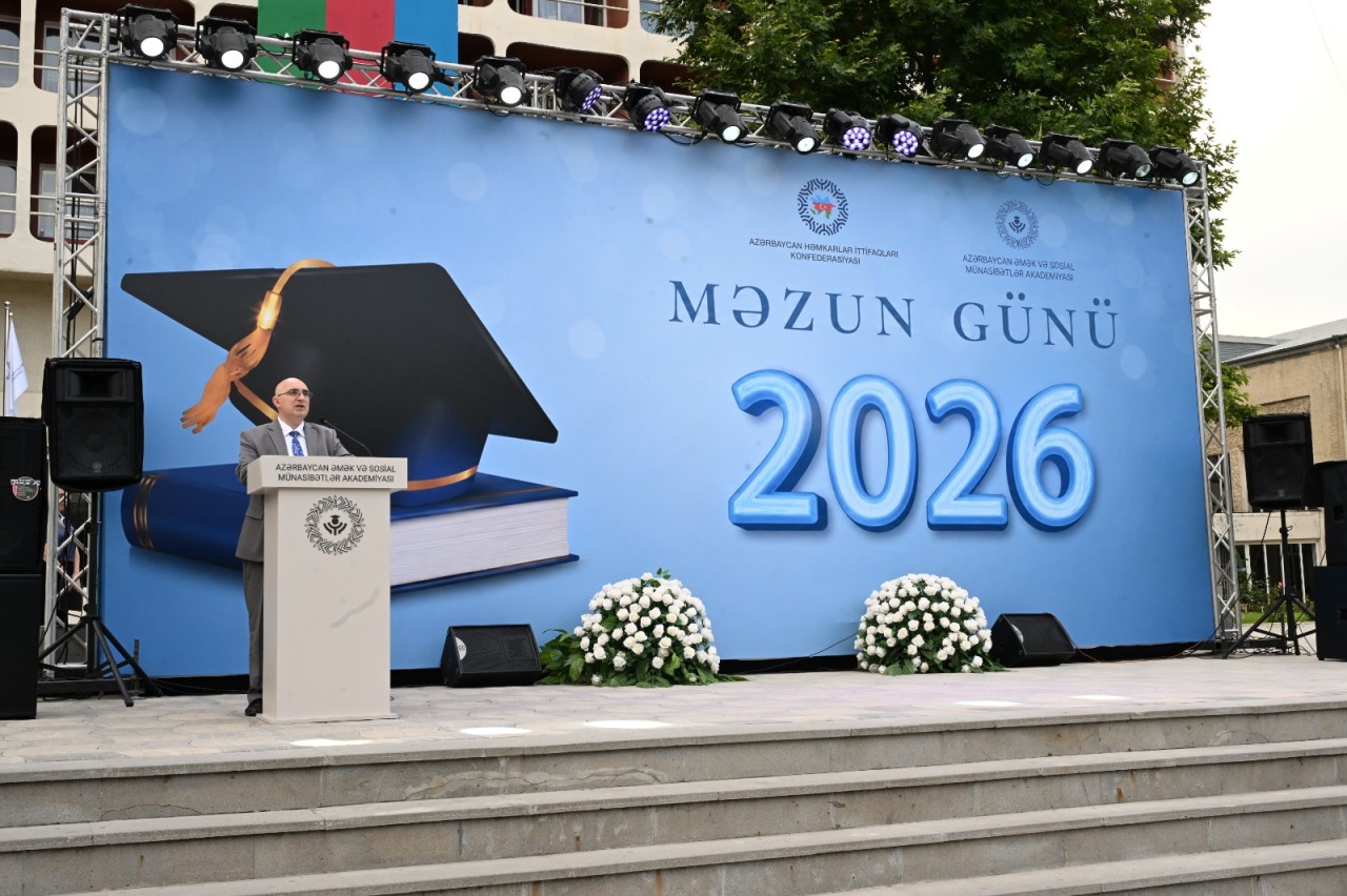 Əmək və Sosial Münasibətlər Akademiyasında “Məzun günü” - FOTOLAR