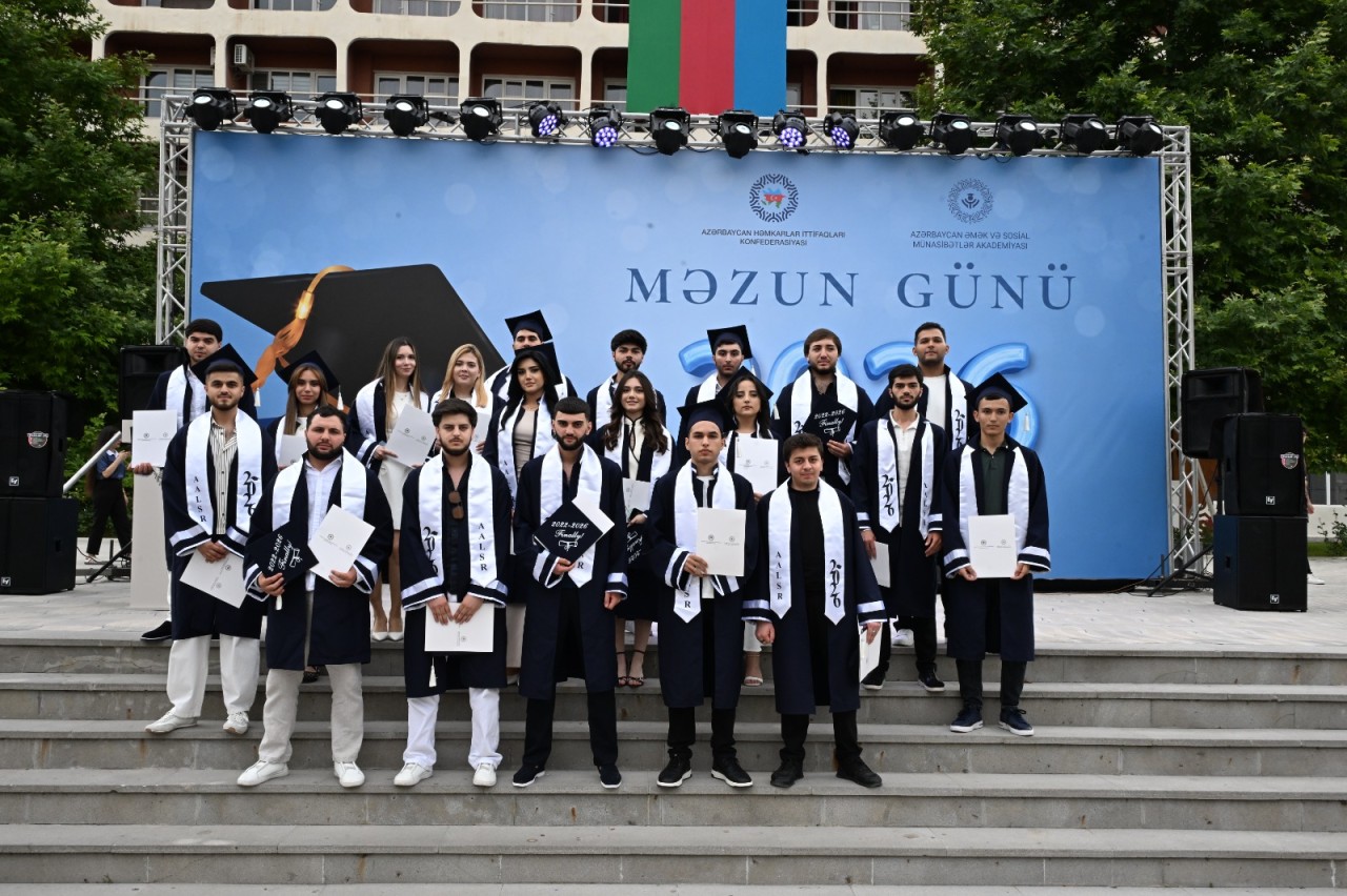 Əmək və Sosial Münasibətlər Akademiyasında “Məzun günü” - FOTOLAR