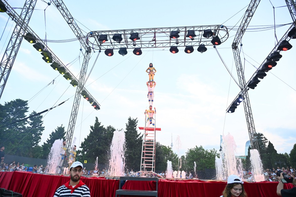 Leyla Əliyeva və Arzu Əliyeva “CandyFest” yay festivalında - FOTOLAR