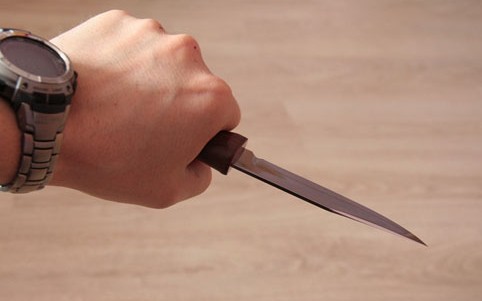 Bakıda məktəbdə bıçaqlanma