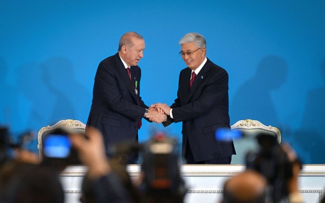 Qazaxıstan və Türkiyə milyardlarla dollar dəyərində layihələrə başlayır