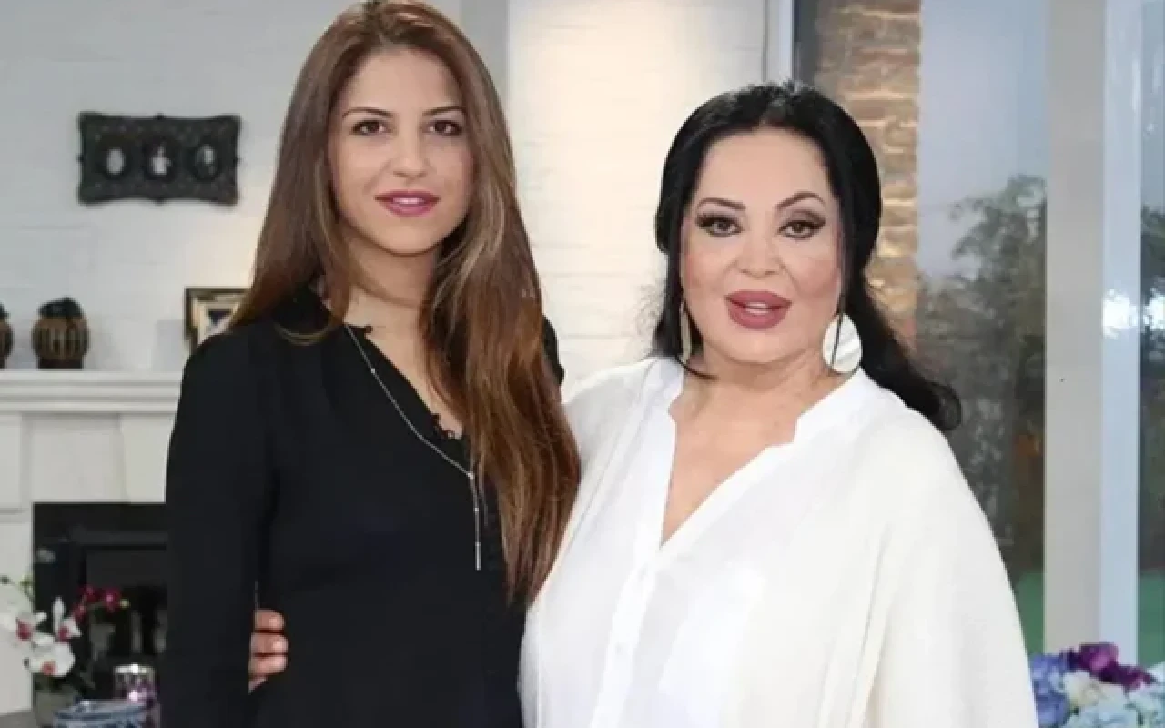 Türkan Şorayın qızı da