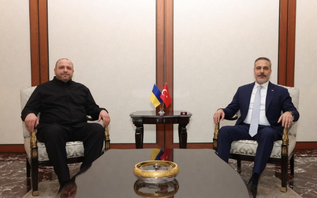 Fidan Umerovla görüşdü