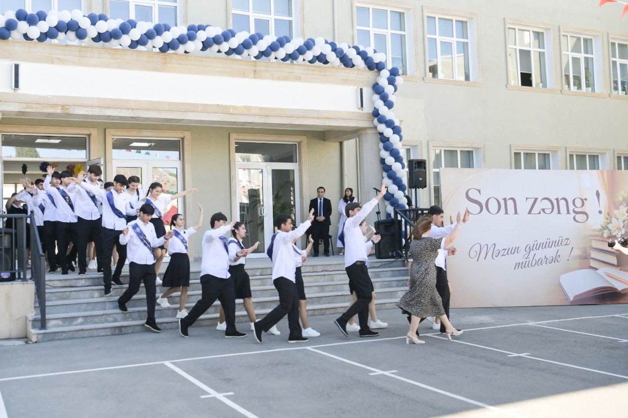 Elm və təhsil naziri “Son zəng” tədbirində iştirak etdi - FOTOLAR