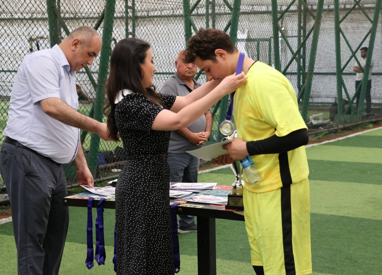 Sumqayıtda “Qurtuluş Kuboku – 2026” minifutbol turniri başa çatıb - FOTOLAR
