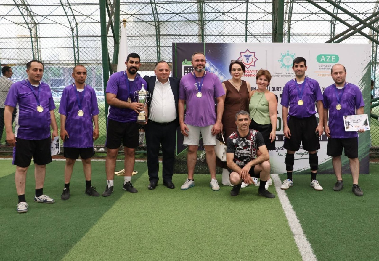 Sumqayıtda “Qurtuluş Kuboku – 2026” minifutbol turniri başa çatıb - FOTOLAR