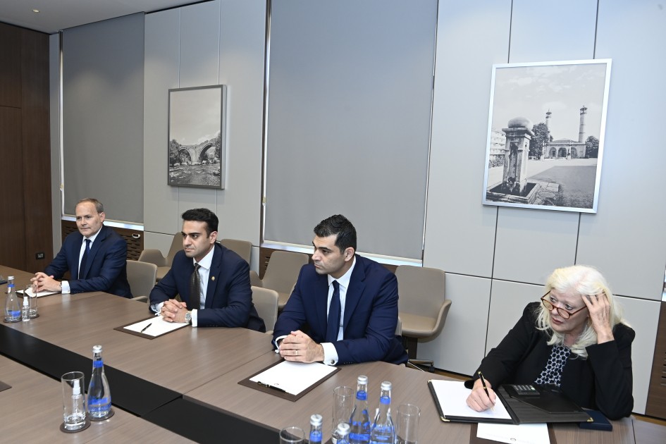 ABŞ konqresmeni Azərbaycan-Ermənistan normallaşma prosesi barədə məlumatlandırılıb - FOTO