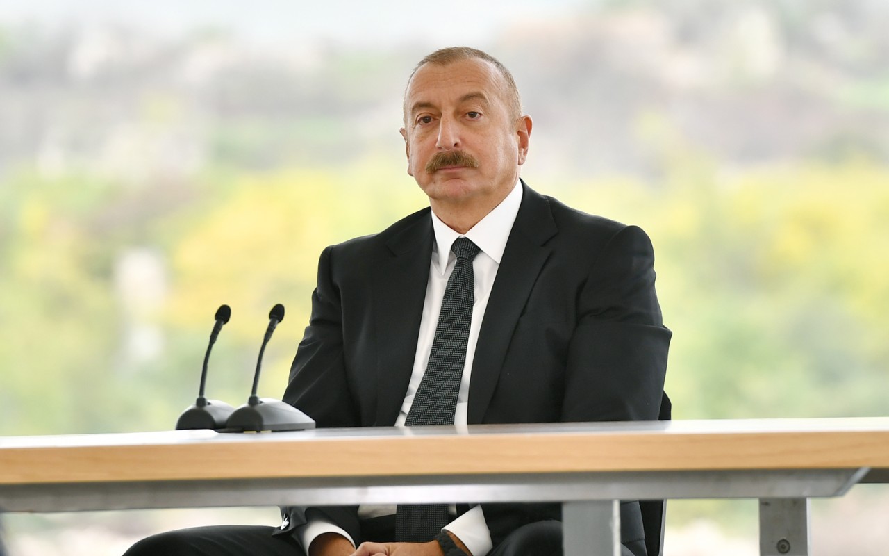 Prezidentdən Zəngəzur dəhlizi ilə bağlıAÇIQLAMA