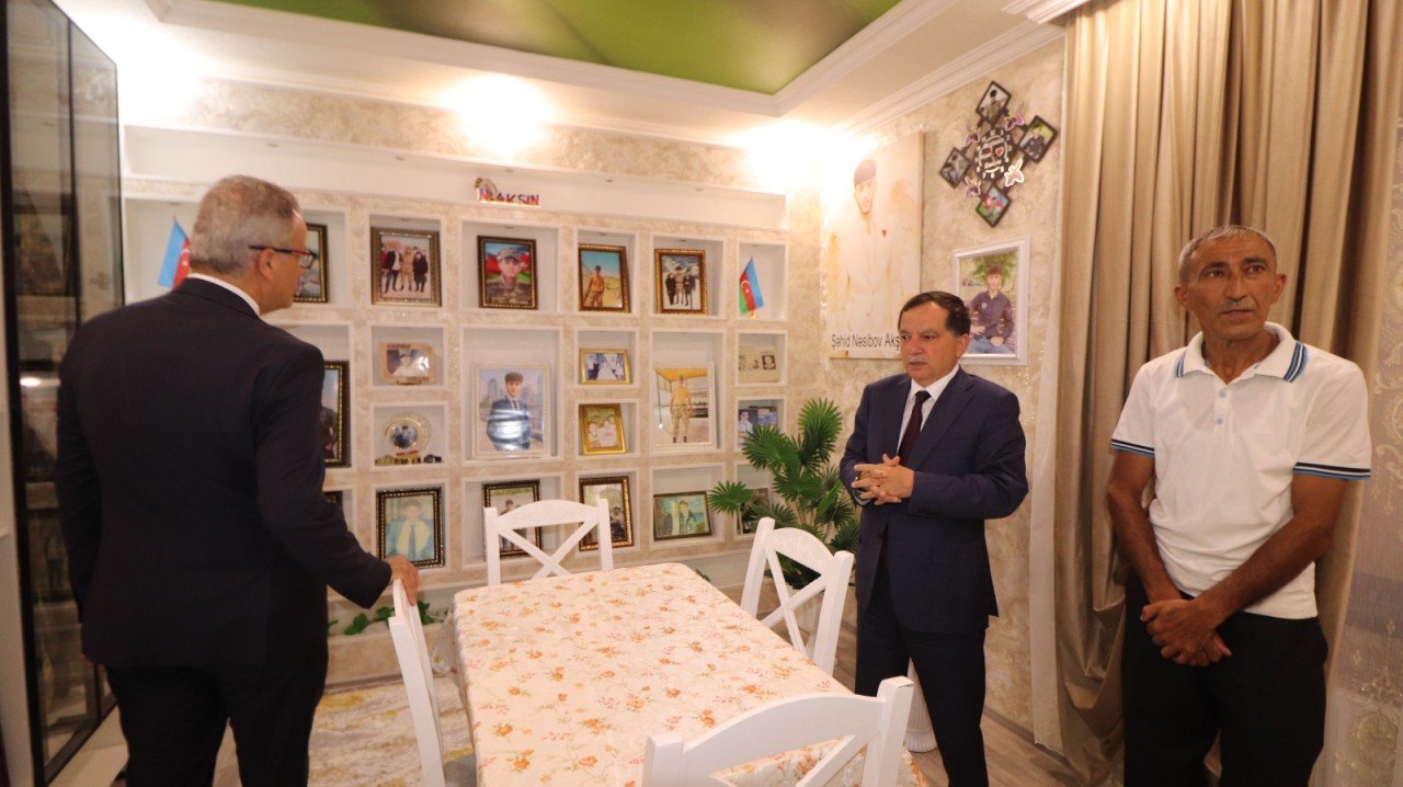 "Arkoz Qazax Sement Zavodu” MMC daha bir şəhid ailəsini sevindirdi - FOTOLAR